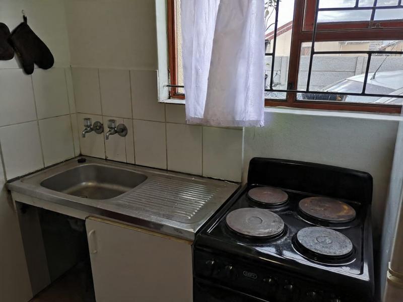 To Let 2 Bedroom Property for Rent in Highbury Western Cape